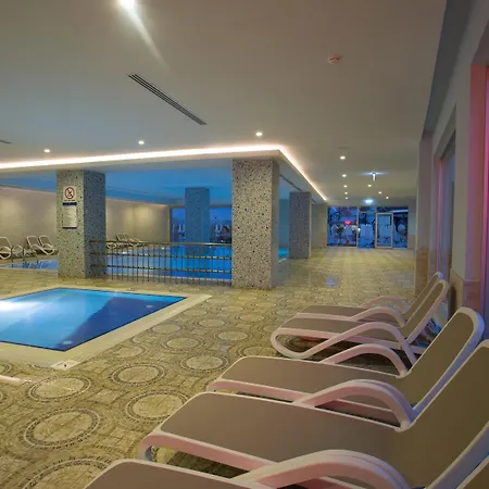 Water Side And 5* Titreyengol