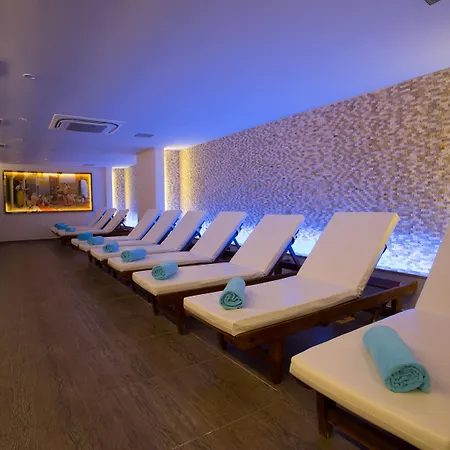 Water Side And Otel 5*