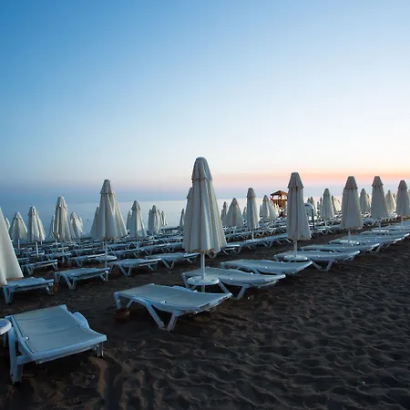 Otel Water Side And Titreyengol