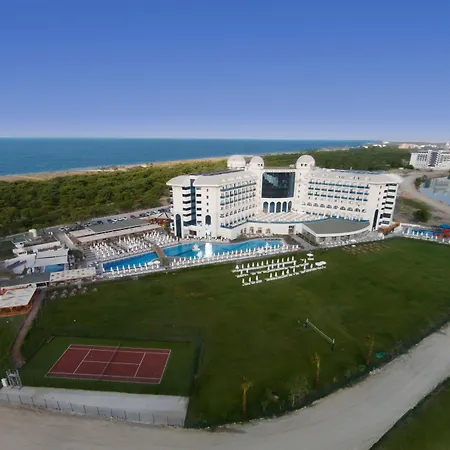 Water Side And Titreyengol