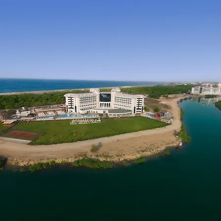 Otel Water Side And
